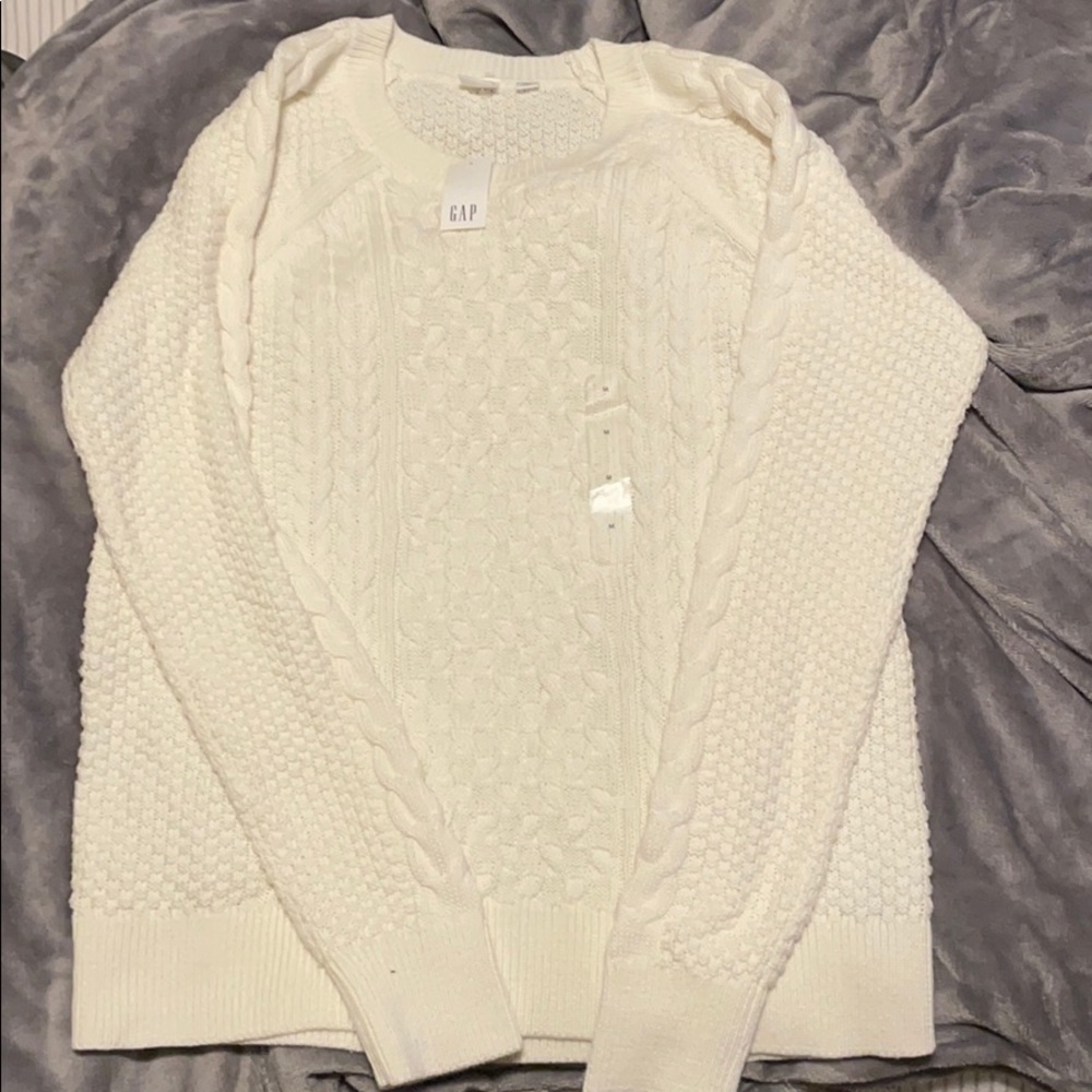 NWT cable knit sweater